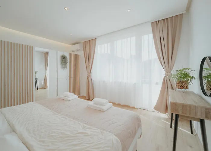 Avenue Center Sea Garden Varna