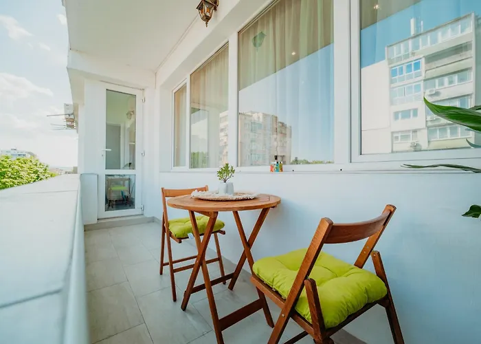 Avenue Center Sea Garden * Varna