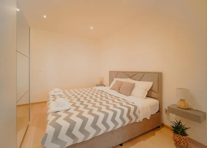 Avenue Center Sea Garden * Varna