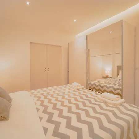 Apartment Avenue Center Sea Garden