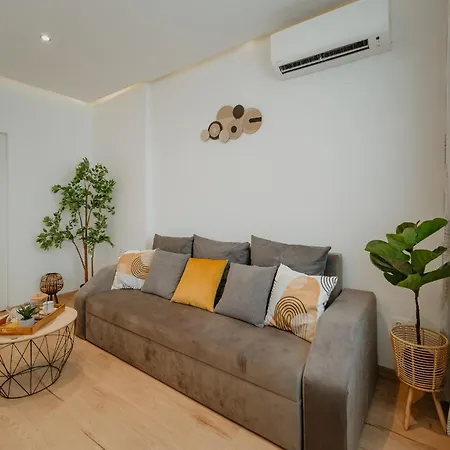 Avenue Center Sea Garden Apartment
