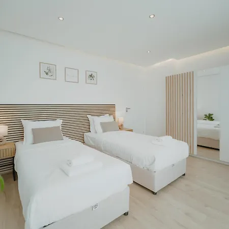 Avenue Center Sea Garden * Varna