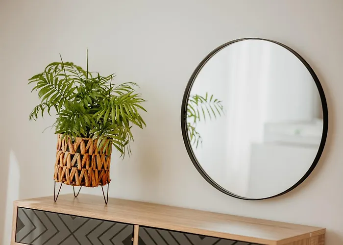 Avenue Center Sea Garden *