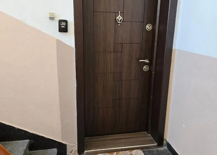 Avenue Center Sea Garden *